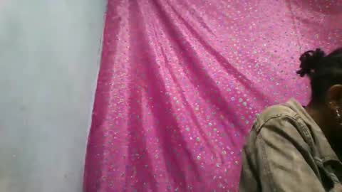 veronique online show from November 20, 2:17 pm