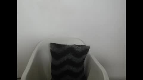 hotjessie0 online show from January 27, 7:14 am