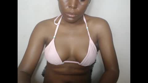 hotjessie0 online show from February 18, 7:54 am