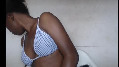 hotjessie0 online show from September 29, 4:17 am