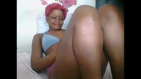 LOYCE online show from October 4, 11:58 pm