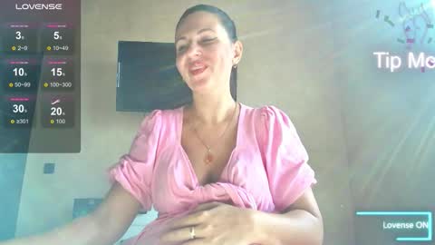 Snapshot of hotkleoo chatting on October 7, 6:54 am MistressM online show from October 7, 6:54 am