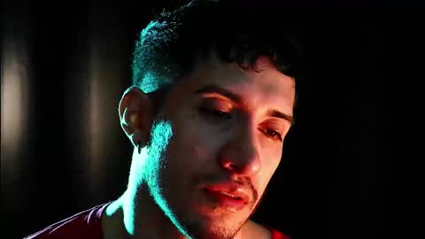 Hotlatinking online show from September 17, 11:39 pm