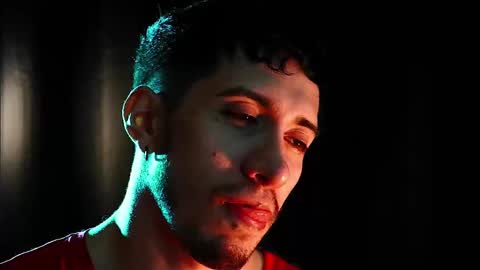 Hotlatinking online show from September 18, 8:11 pm