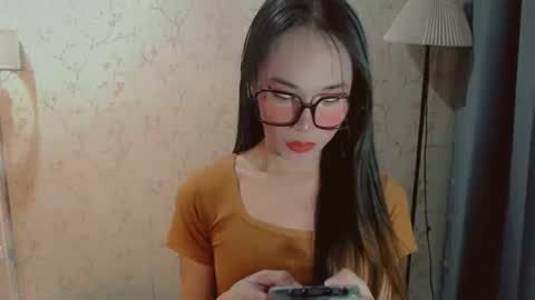 XANDRA online show from November 6, 9:32 am