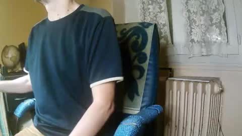 hotleopold online show from November 15, 11:32 pm