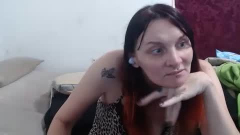 hotmodel1984 online show from October 2, 7:10 pm