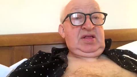 hotmuff99 online show from February 1, 8:29 am