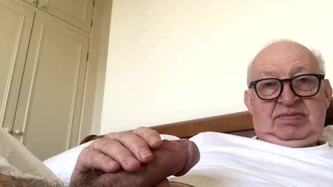 hotmuff99 online show from February 22, 9:01 am