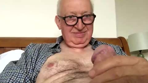 hotmuff99 online show from October 3, 2:36 pm