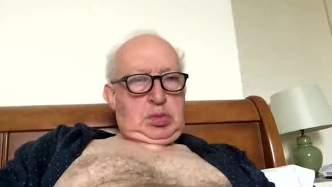 hotmuff99 online show from November 12, 8:48 am