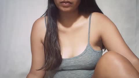 Snapshot of hotpink4u04 chatting on October 24, 8:16 pm hotpink4u04 online show from October 24, 8:16 pm