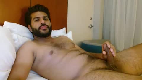 hotsexdude69 online show from October 28, 1:09 am
