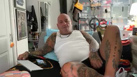 hotstuff775616 online show from November 6, 2:12 am