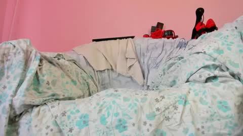 Monica online show from February 20, 1:19 pm