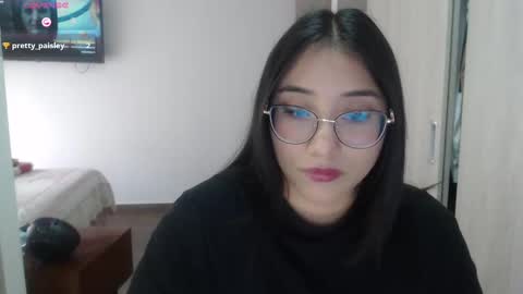 Snapshot of hottbee1 chatting on February 13, 6:27 pm AMY online show from February 13, 6:27 pm