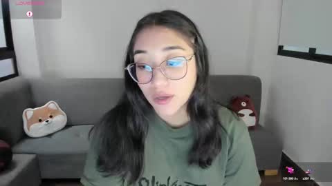 Snapshot of hottbee1 chatting on February 27, 4:53 pm AMY online show from February 27, 4:53 pm