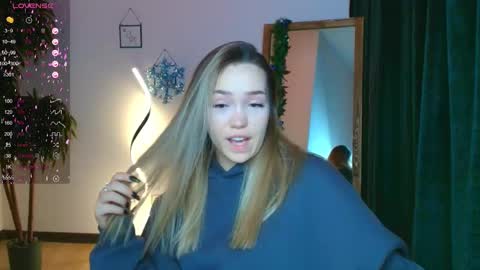 hello Im Eva online show from January 3, 11:35 am