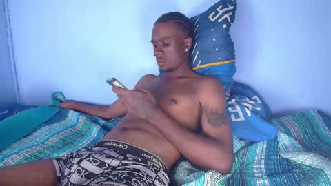 independent Model online show from September 18, 12:45 am