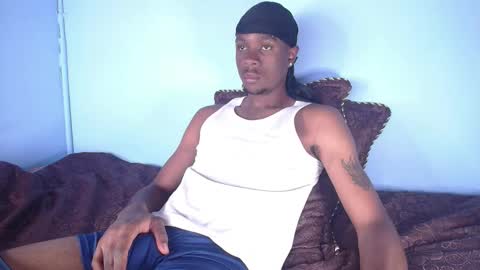 independent Model online show from September 20, 2:12 am