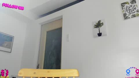 crishinahotty online show from January 17, 10:22 am