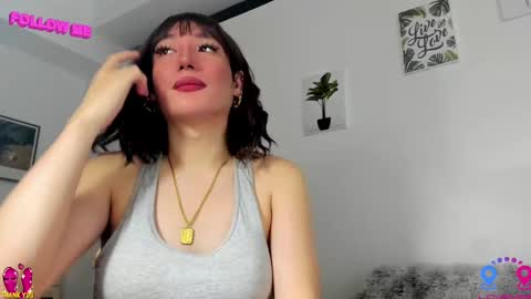 crishinahotty online show from March 3, 3:42 pm