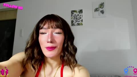 crishinahotty online show from March 9, 10:08 am