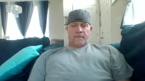 hotyummycock69 online show from October 4, 1:31 pm