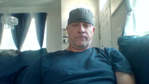 hotyummycock69 online show from October 25, 3:29 pm