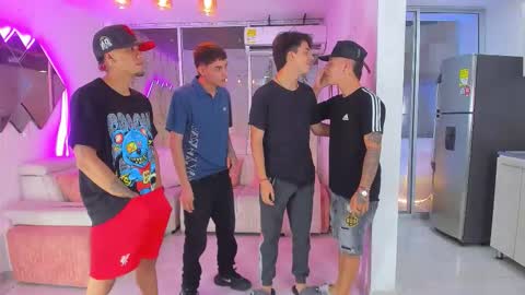 Snapshot of houseofwarrios chatting on November 9, 5:17 am we are Harry Jersi pablo and our mod talco online show from November 9, 5:17 am