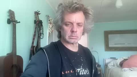 howlingatnothing online show from November 2, 5:26 pm