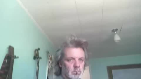 howlingatnothing online show from December 18, 6:25 pm