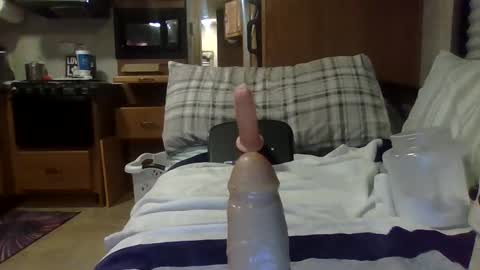 Snapshot of hoytme chatting on December 12, 10:56 am hoytme online show from December 12, 10:56 am