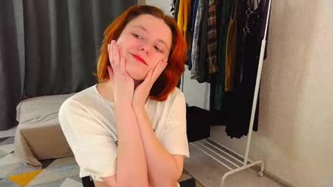 Snapshot of hua_lian chatting on March 6, 5:00 pm Alice online show from March 6, 5:00 pm