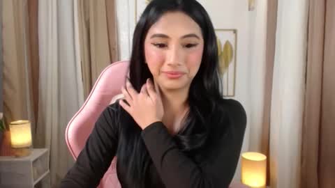 Snapshot of hugeasiancockandrea chatting on September 12, 1:06 am drea online show from September 12, 1:06 am