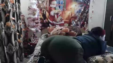 hugeassdevil online show from January 16, 6:48 pm