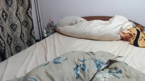 hugeassdevil online show from September 27, 6:02 pm