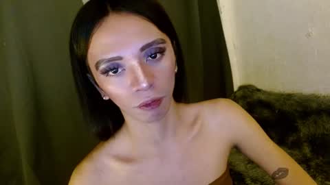 Snapshot of hugecock_caraxx chatting on December 19, 4:57 pm Cara online show from December 19, 4:57 pm