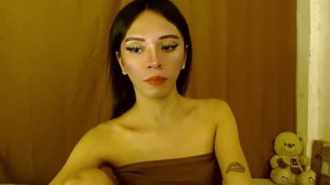 Snapshot of hugecock_caraxx chatting on January 16, 9:51 pm Cara online show from January 16, 9:51 pm