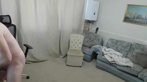 Snapshot of hugedick1965 chatting on October 24, 7:05 am hugedick1965 online show from October 24, 7:05 am