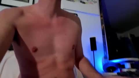 Hugo online show from November 11, 9:15 pm