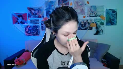 HugoMin online show from October 13, 3:01 pm