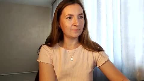 HumpyGrey online show from September 18, 10:06 am