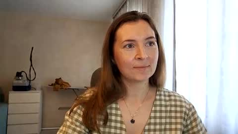 HumpyGrey online show from September 26, 7:12 am