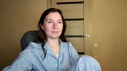 HumpyGrey online show from October 9, 5:44 pm