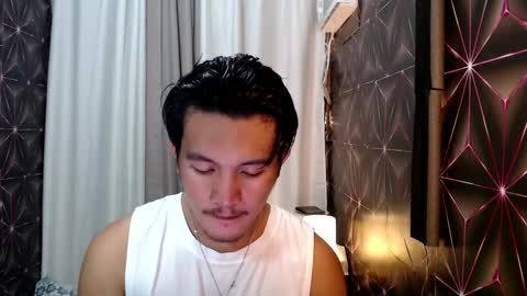 Snapshot of hunkylloyd chatting on January 29, 11:41 am hunkylloyd online show from January 29, 11:41 am