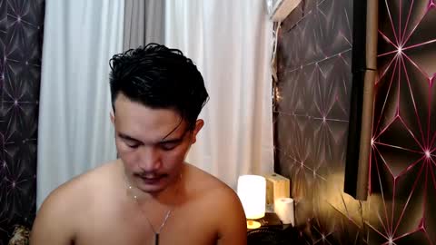 Snapshot of hunkylloyd chatting on February 15, 5:09 am hunkylloyd online show from February 15, 5:09 am