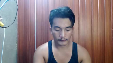 Snapshot of hunkylloyd chatting on October 5, 4:00 am hunkylloyd online show from October 5, 4:00 am