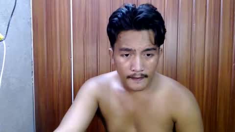 Snapshot of hunkylloyd chatting on October 7, 4:31 am hunkylloyd online show from October 7, 4:31 am