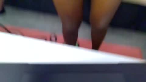 hunny online show from November 8, 1:55 pm